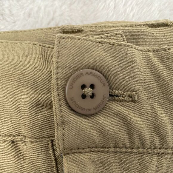 Under Armour Men's Khaki Shorts 38 Nylon Blend Flat Front - Picture 3 of 11